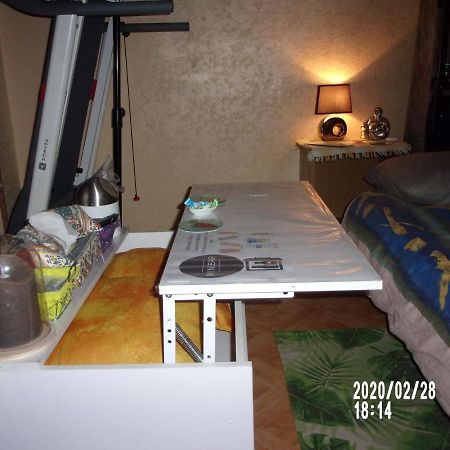 Une Halte Sur Valence Apartamento Valence  Exterior foto